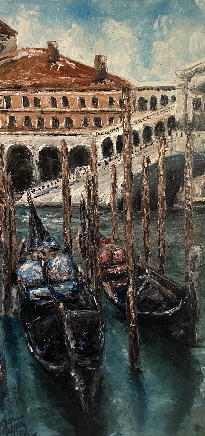 Gondolas at Ponte di Rialto